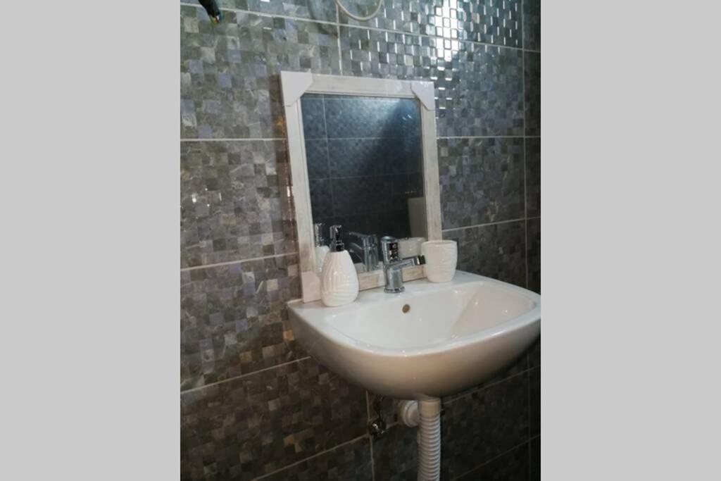 Kuca Za Odmor Obitelji Pedisic Villa Banj ภายนอก รูปภาพ
